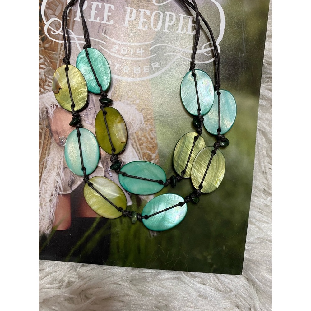 Turquoise Teal Stone Shell Necklace